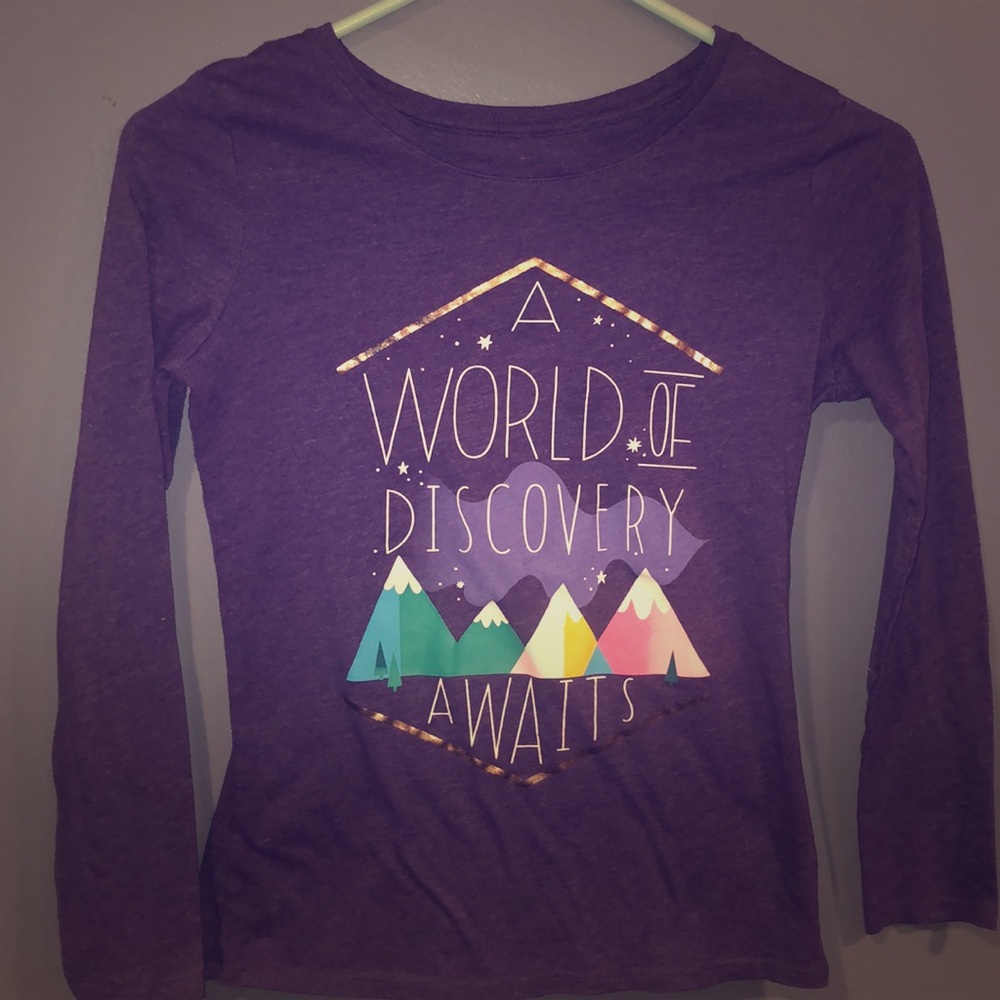 A Long sleeve T-shirt